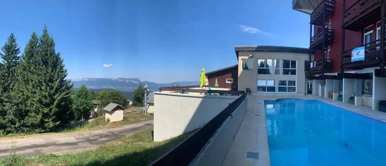 Ski-To-Door Apartment Au Collet D'Allevard